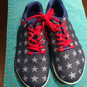 No Bull shoes, women’s size 8.